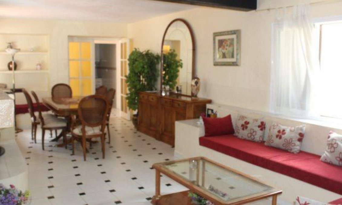 Resale - Villa -
Orihuela Costa - Villamartín
