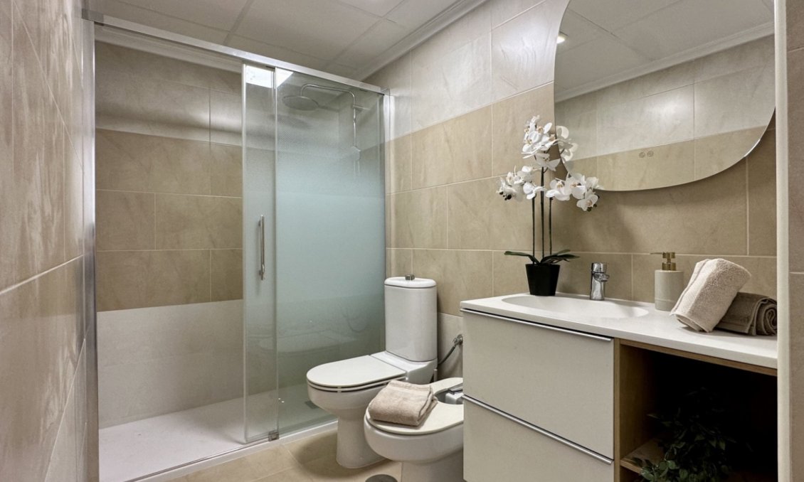 Resale - Apartment -
Torrevieja - Costa Blanca