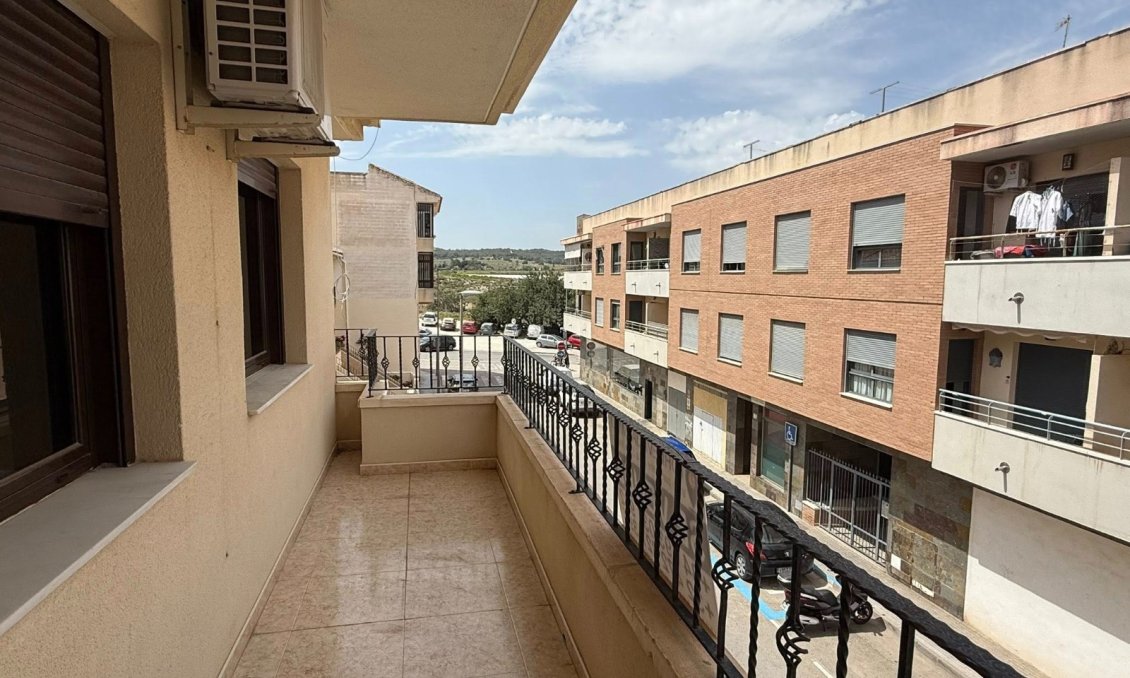 Segunda mano - Apartamento -
San Miguel de Salinas - Inland
