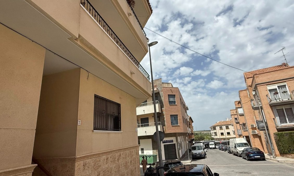 Segunda mano - Apartamento -
San Miguel de Salinas - Inland