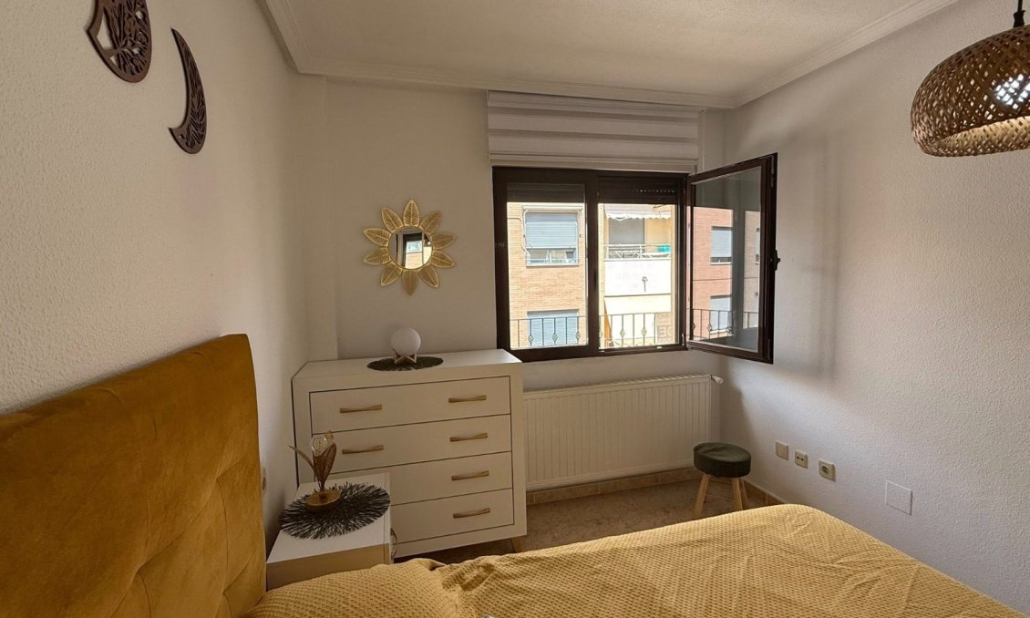 Segunda mano - Apartamento -
San Miguel de Salinas - Inland