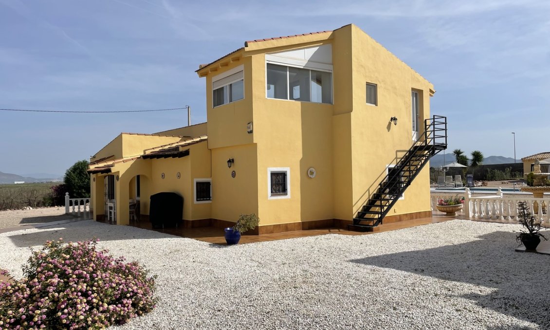 Resale - Villa -
Alhama De Murcia - Inland