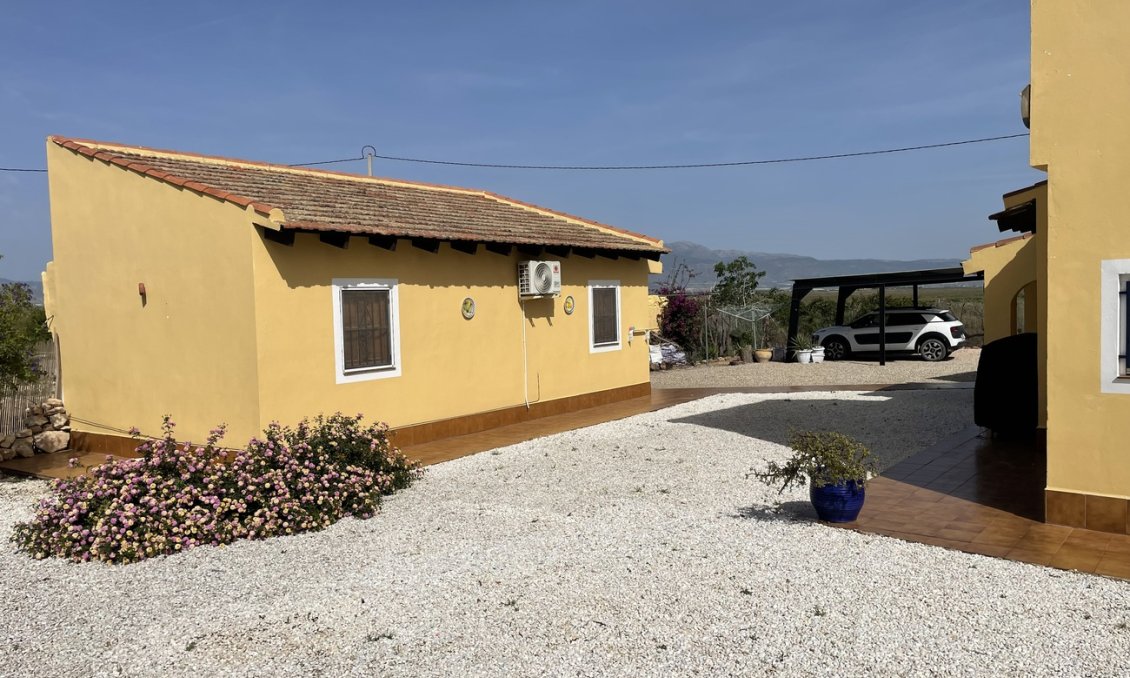 Resale - Villa -
Alhama De Murcia - Inland