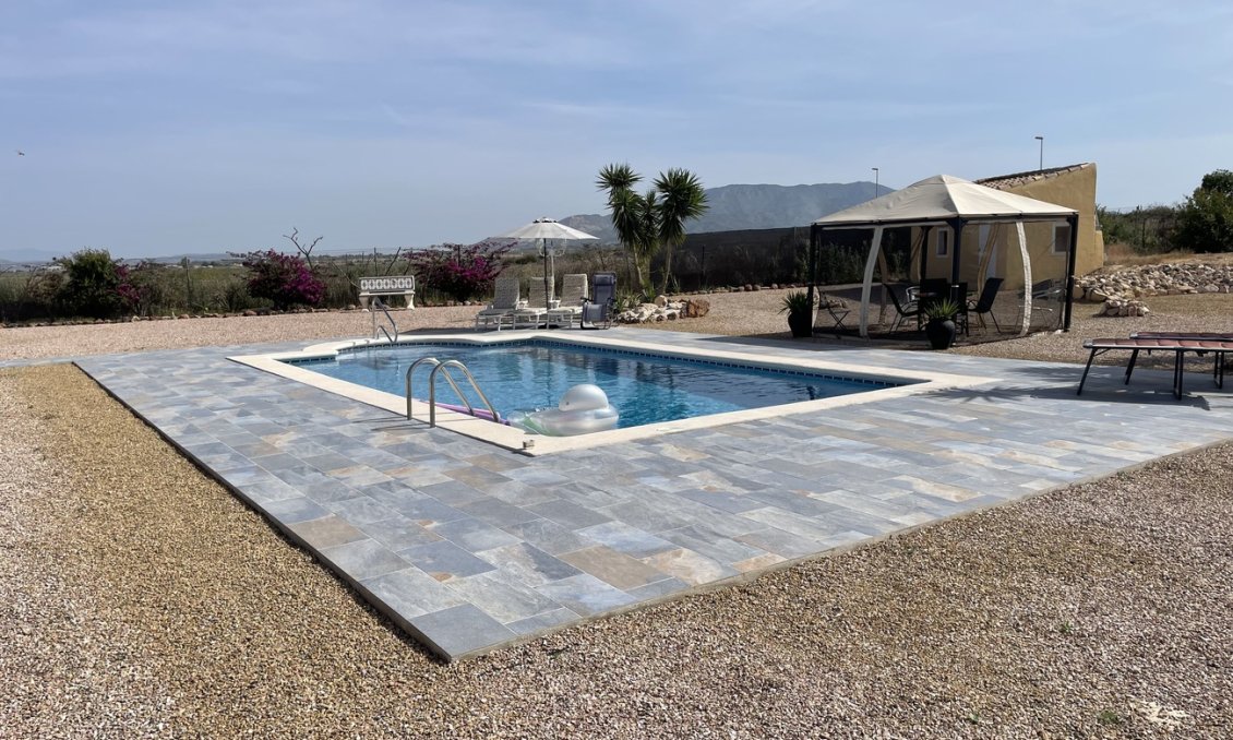 Resale - Villa -
Alhama De Murcia - Inland