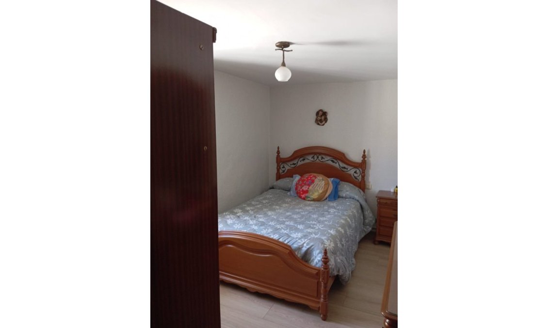 Resale - Villa -
Yecla - Inland