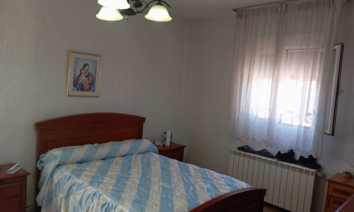 Resale - Villa -
Yecla - Inland