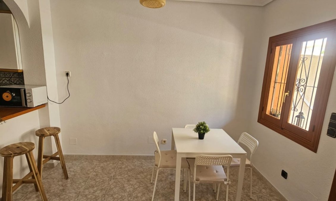 Resale - Apartment -
Orihuela Costa - Costa Blanca
