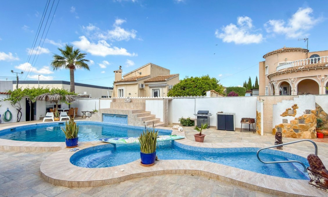 Revente - Villa -
Ciudad Quesada - Costa Blanca