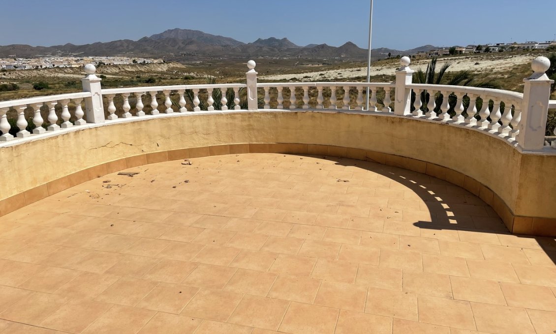 Resale - Villa -
Camposol - Inland