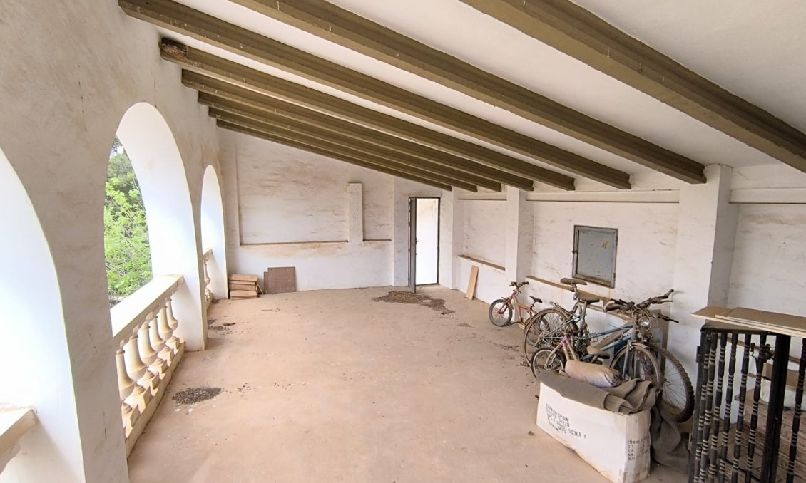 Resale - Villa -
Yecla - Inland