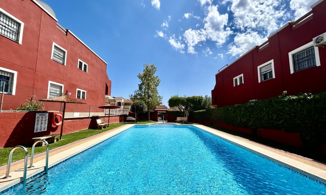 Revente - Appartement -
Los Altos - Costa Blanca