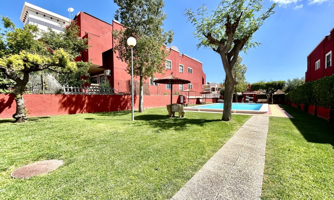 Revente - Appartement -
Los Altos - Costa Blanca