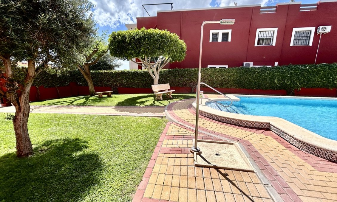 Revente - Appartement -
Los Altos - Costa Blanca