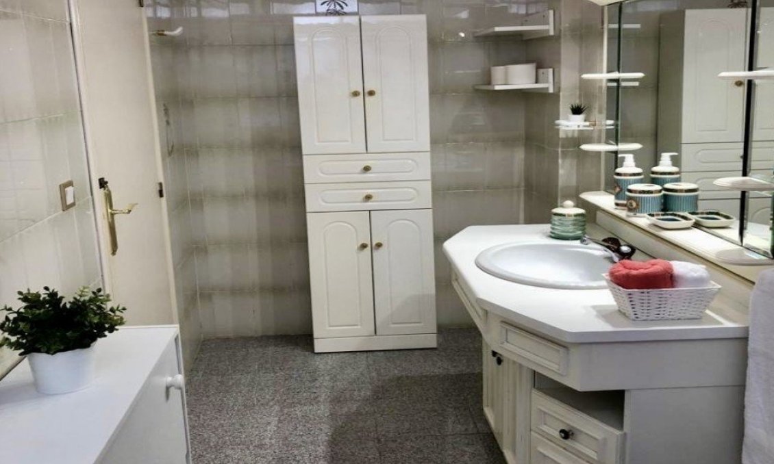 Resale - Duplex -
Santa Pola - Costa Blanca
