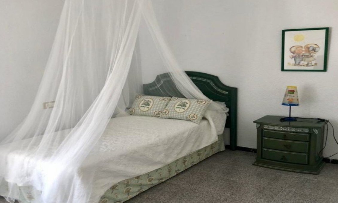 Resale - Duplex -
Santa Pola - Costa Blanca