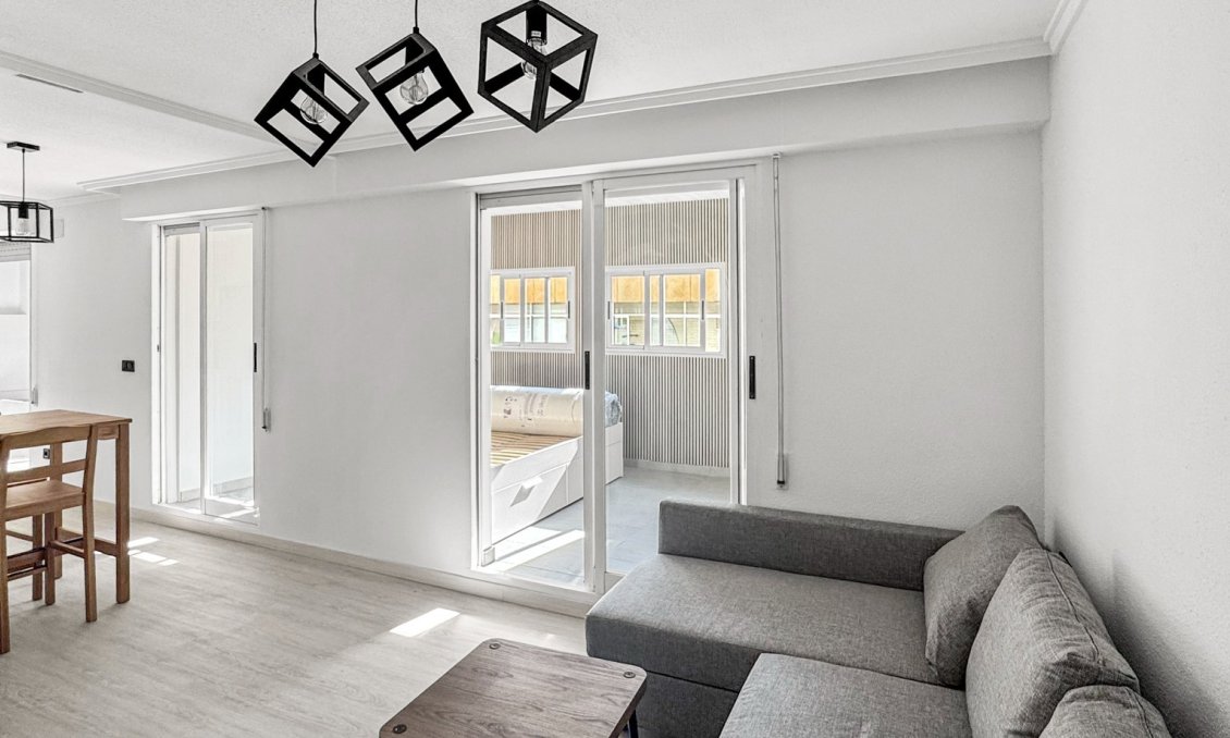 Revânzare - Apartament -
Torrevieja - Costa Blanca