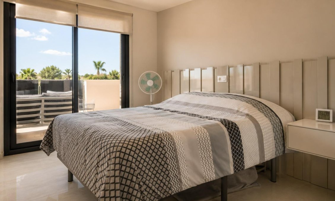 Resale - Apartment -
Orihuela Costa - PAU 8
