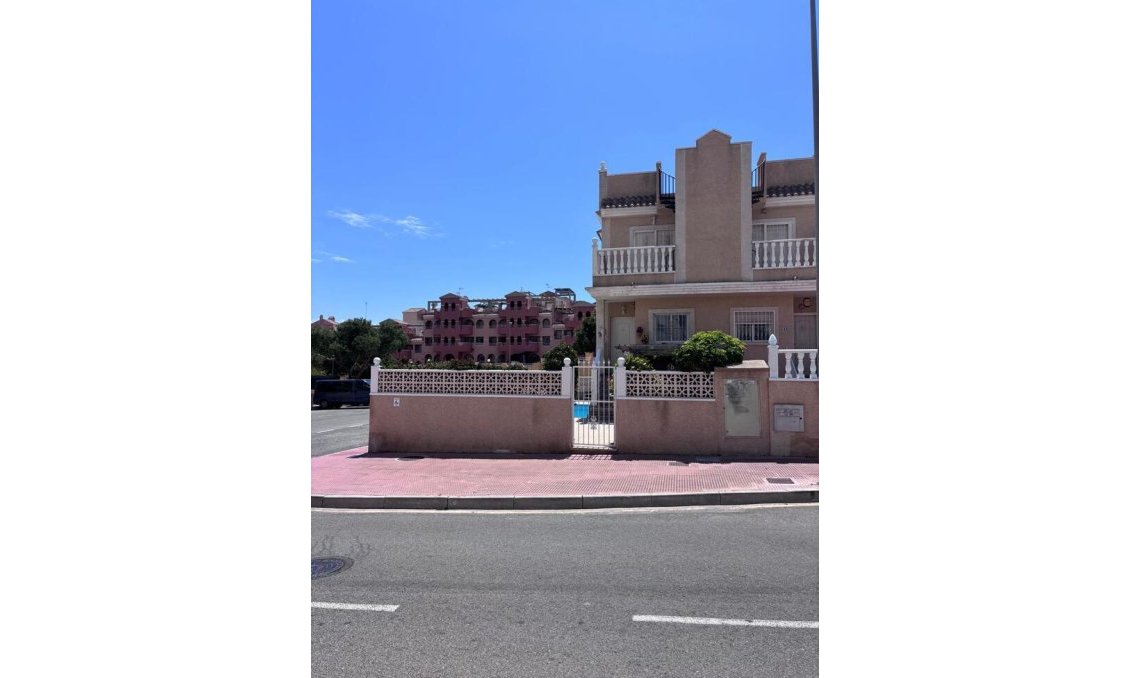 Resale - Townhouse -
Villamartin - Costa Blanca