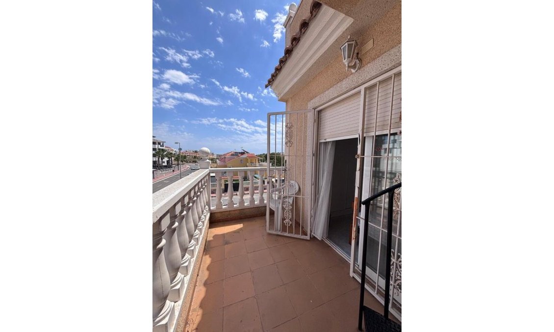 Resale - Townhouse -
Villamartin - Costa Blanca