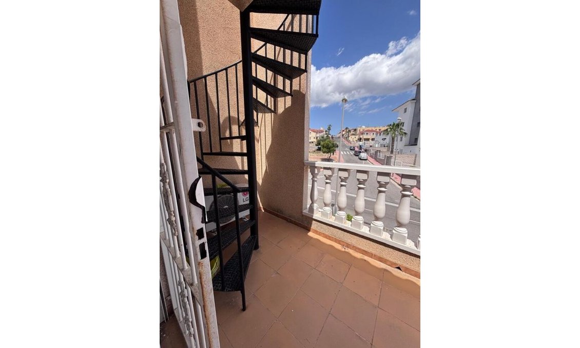 Resale - Townhouse -
Villamartin - Costa Blanca