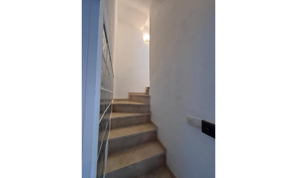 Resale - Townhouse -
Villamartin - Costa Blanca