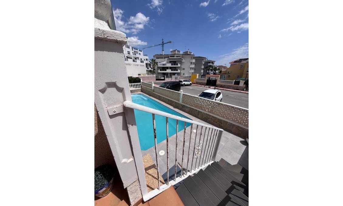 Resale - Townhouse -
Villamartin - Costa Blanca