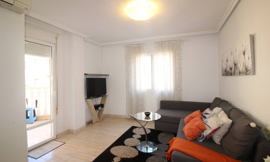 Használt Ingatlanok - Apartman -
Torrevieja - Centrum