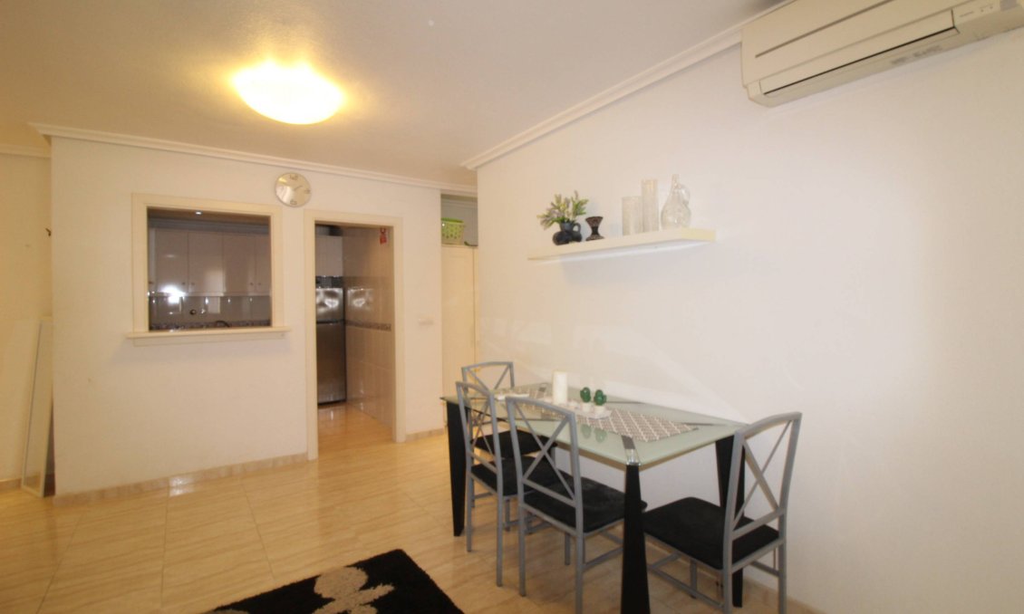 Használt Ingatlanok - Apartman -
Torrevieja - Centrum