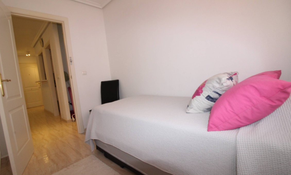 Használt Ingatlanok - Apartman -
Torrevieja - Centrum