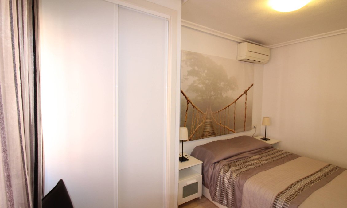 Használt Ingatlanok - Apartman -
Torrevieja - Centrum