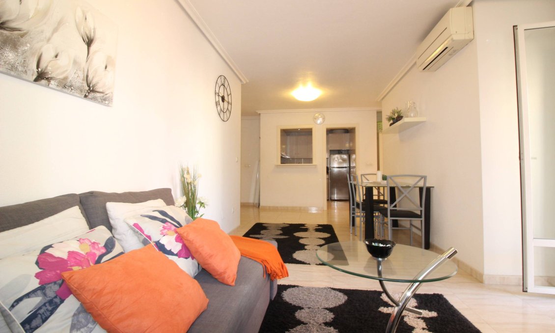Használt Ingatlanok - Apartman -
Torrevieja - Centrum