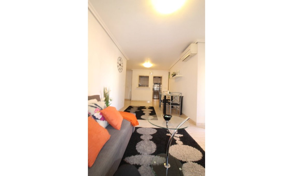 Használt Ingatlanok - Apartman -
Torrevieja - Centrum