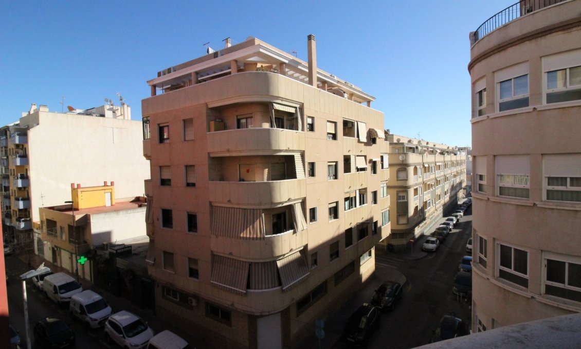 Használt Ingatlanok - Apartman -
Torrevieja - Centrum