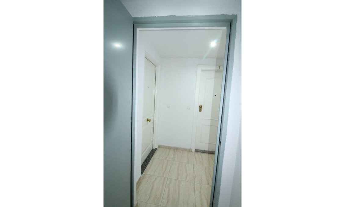 Használt Ingatlanok - Apartman -
Torrevieja - Centrum