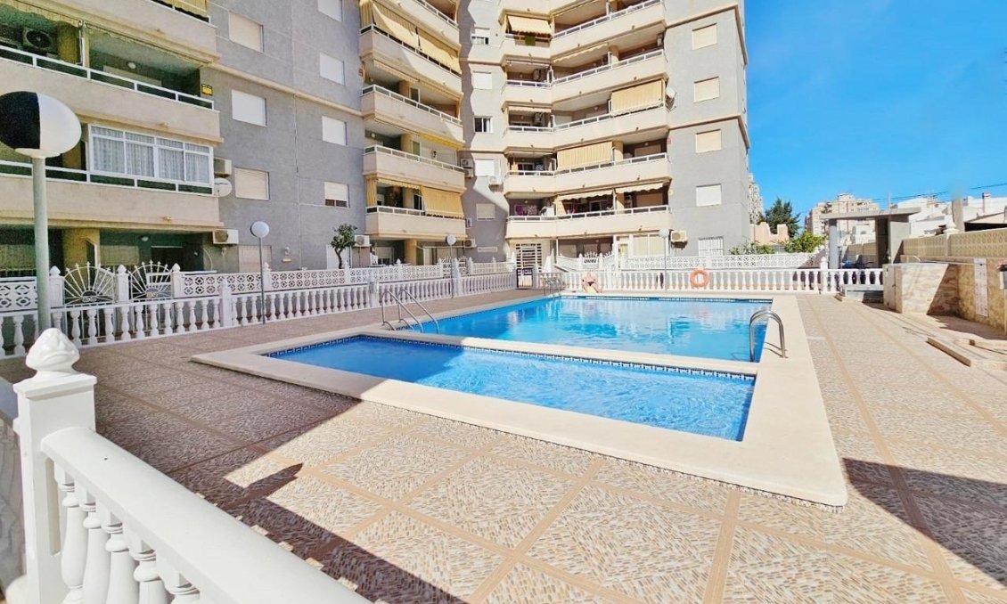 Resale - Apartment -
Torrevieja - Nueva Torrevieja