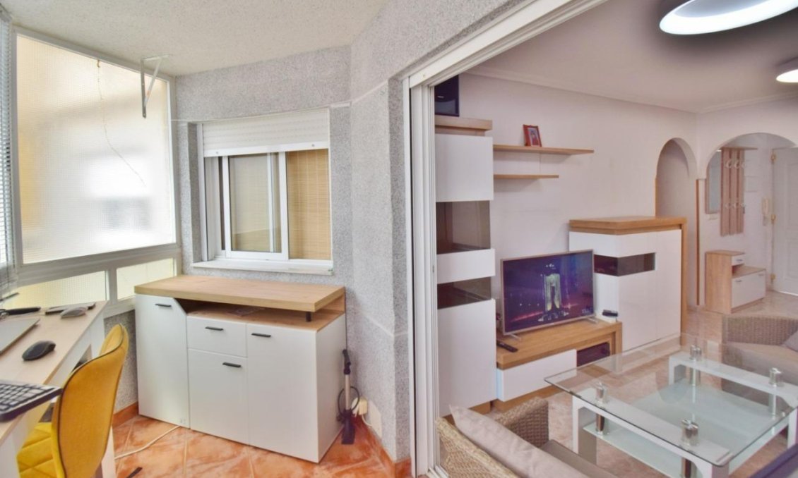 Resale - Apartment -
Torrevieja - Nueva Torrevieja