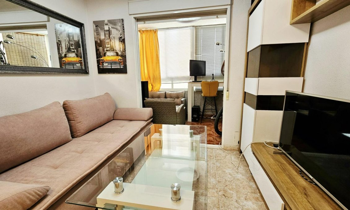 Resale - Apartment -
Torrevieja - Nueva Torrevieja