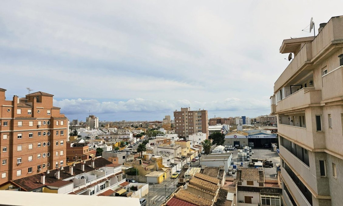 Resale - Apartment -
Torrevieja - Nueva Torrevieja