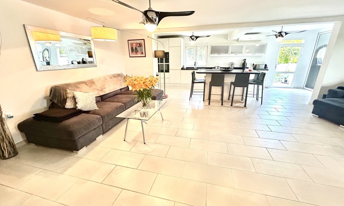 Resale - Villa -
Catral - Costa Blanca