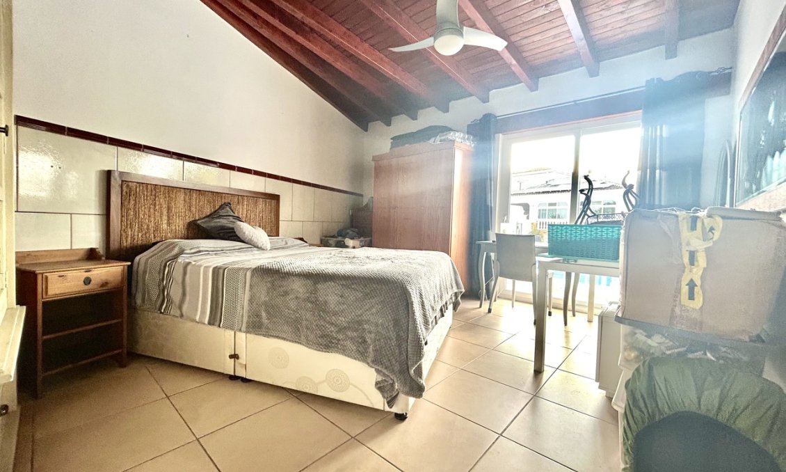 Resale - Villa -
Catral - Costa Blanca