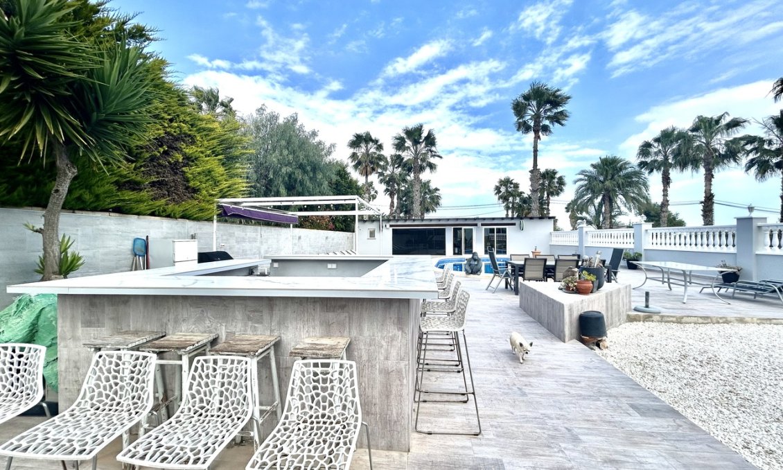 Resale - Villa -
Catral - Costa Blanca