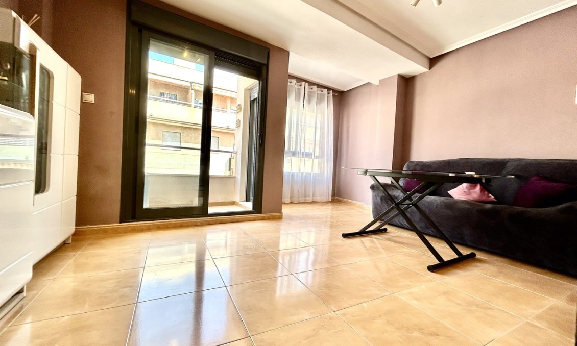 Wiederverkauf - Wohnung -
Torrevieja - Costa Blanca