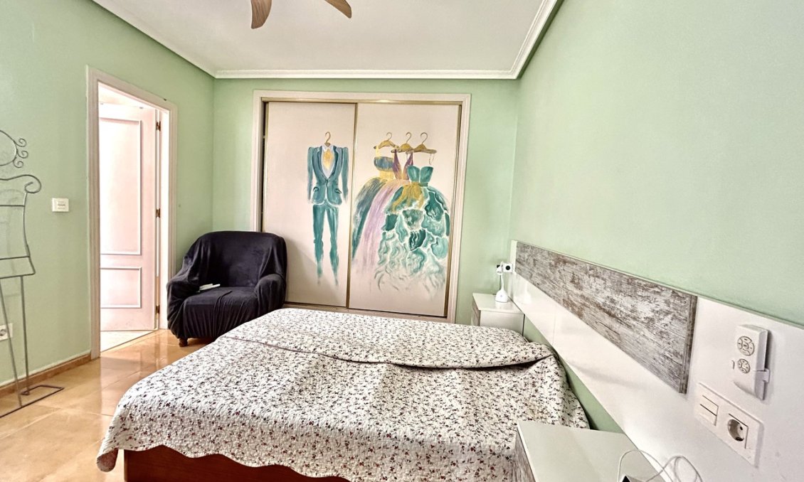 Wiederverkauf - Wohnung -
Torrevieja - Costa Blanca