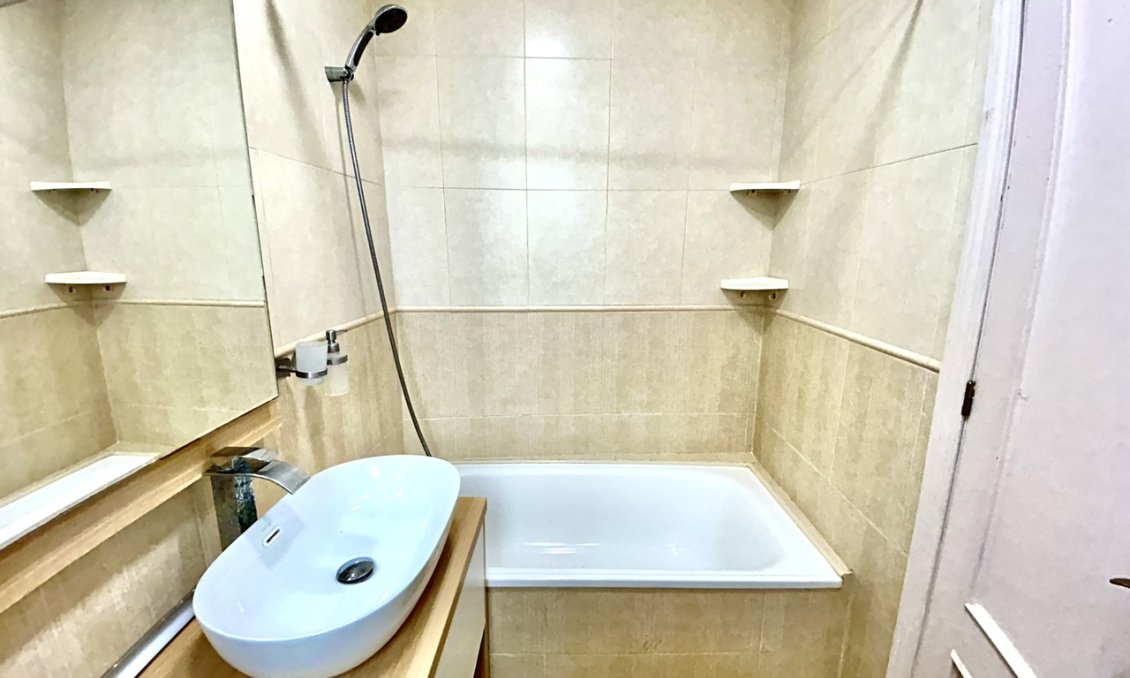 Wiederverkauf - Wohnung -
Torrevieja - Costa Blanca