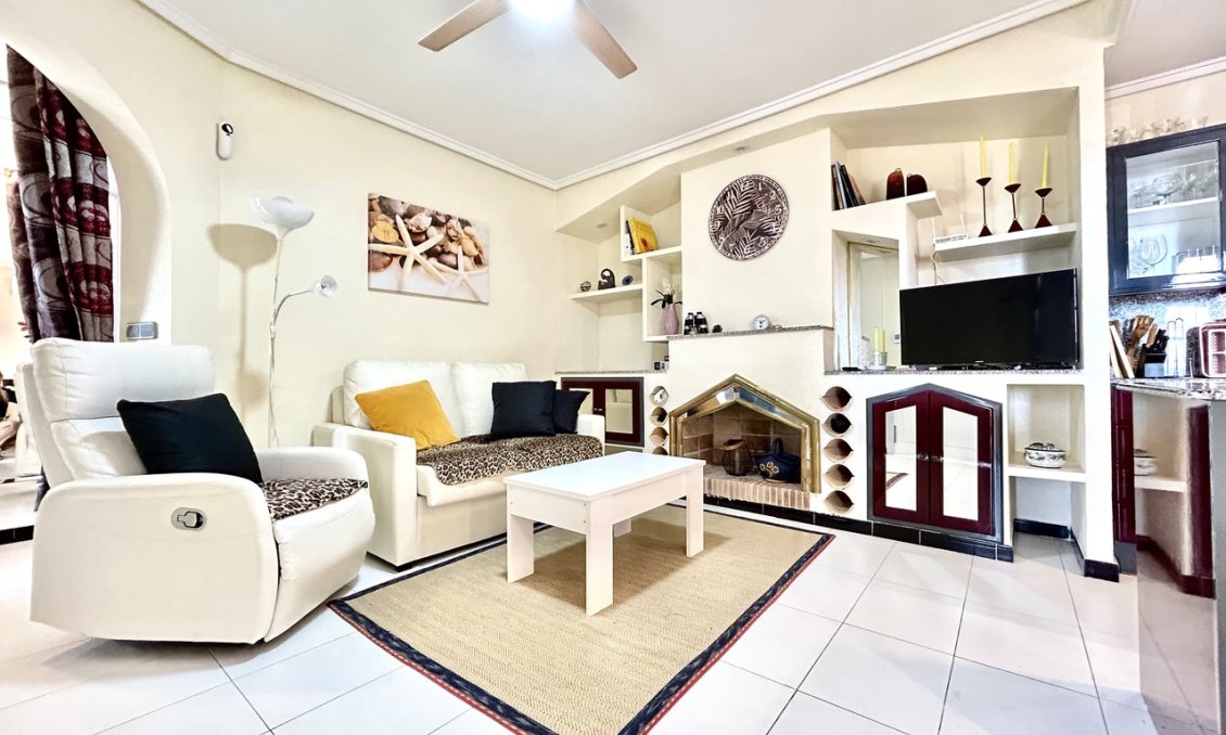 Wiederverkauf - Wohnung -
Los Altos - Costa Blanca