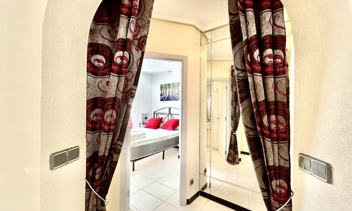 Wiederverkauf - Wohnung -
Los Altos - Costa Blanca
