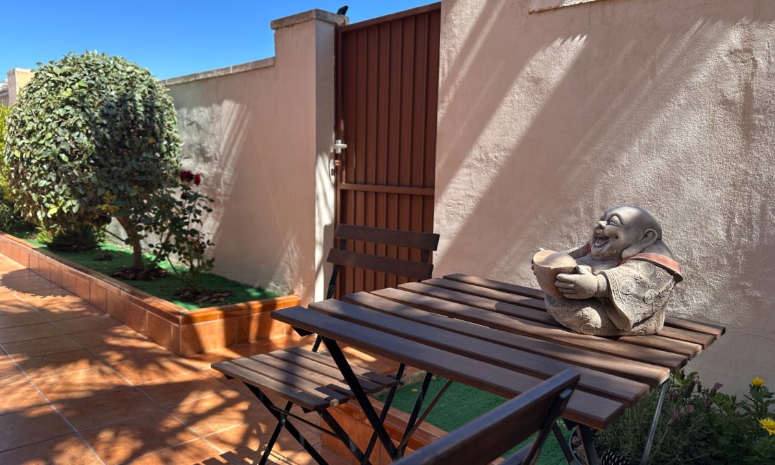 Resale - Villa -
Torrevieja - Costa Blanca