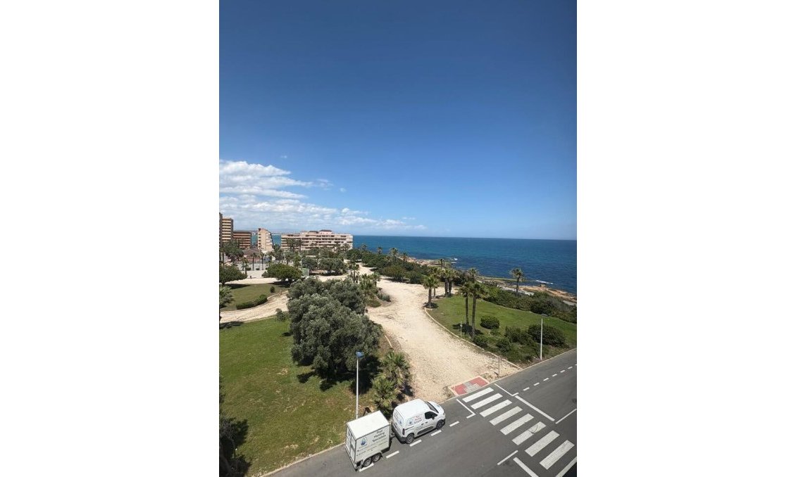 Resale - Apartment -
Torrevieja - Cabo Cervera