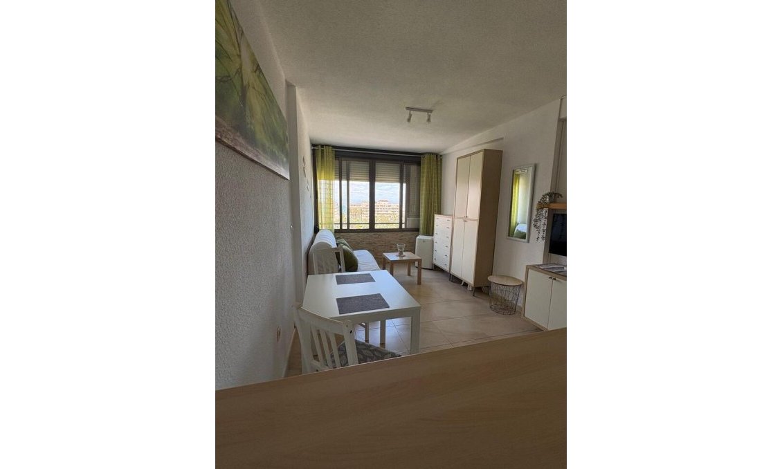 Resale - Apartment -
Torrevieja - Cabo Cervera