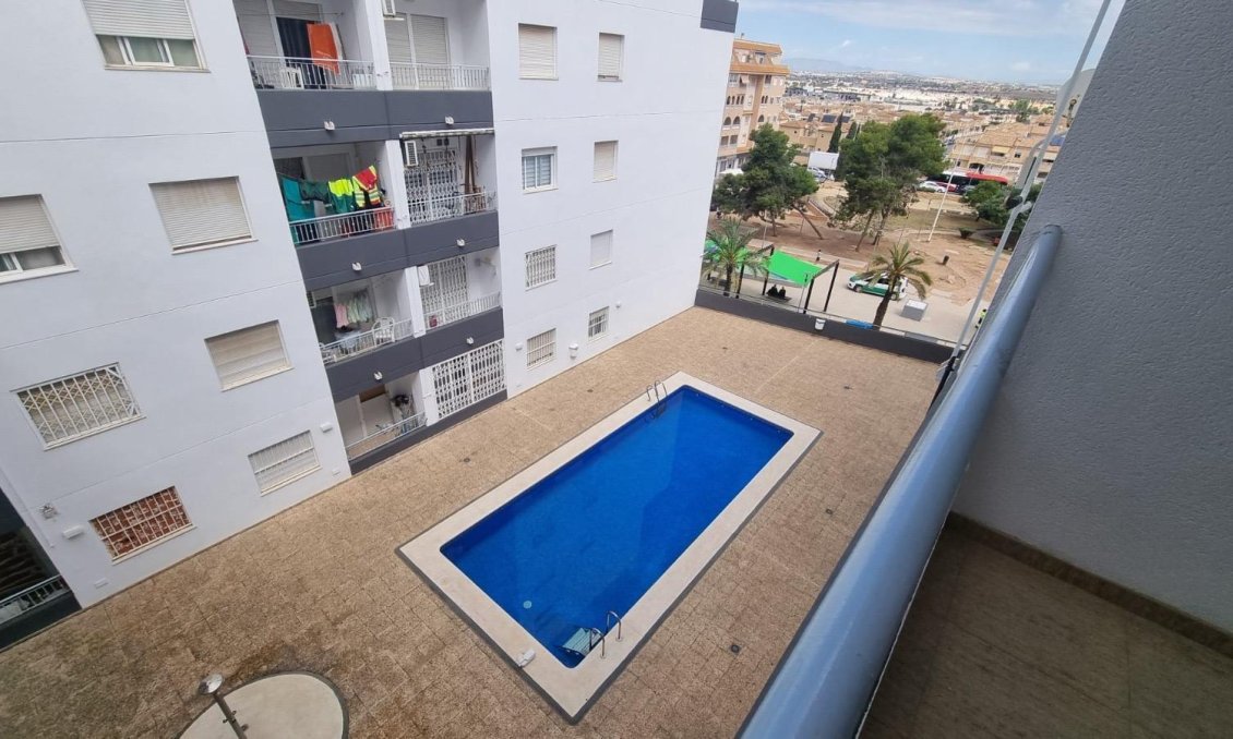 Resale - Apartment -
Torrevieja - El Molino